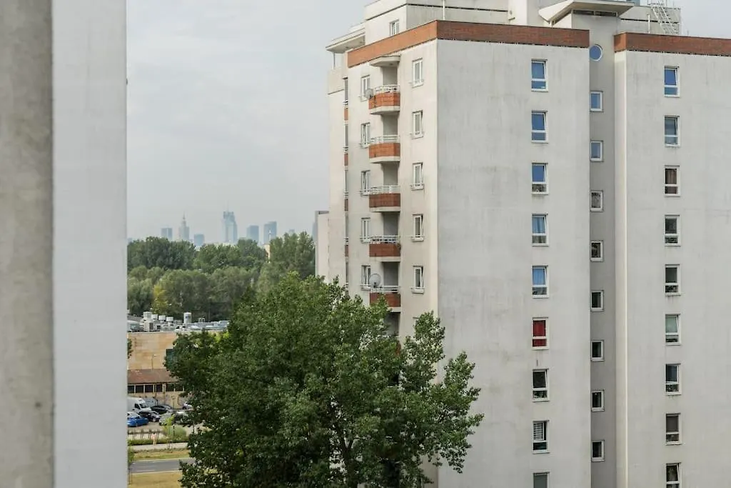 Superapart Malborska 3 Warszawa 0*,